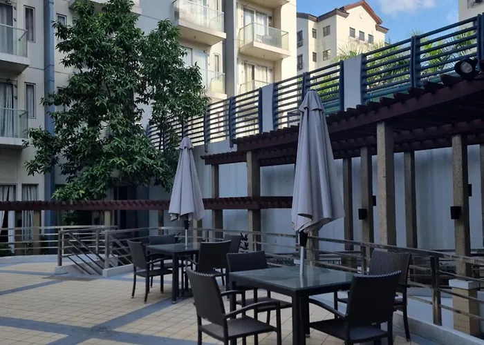 Apartment One Palm Tree Manila